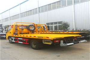 卓尼附近拖车救援搭电